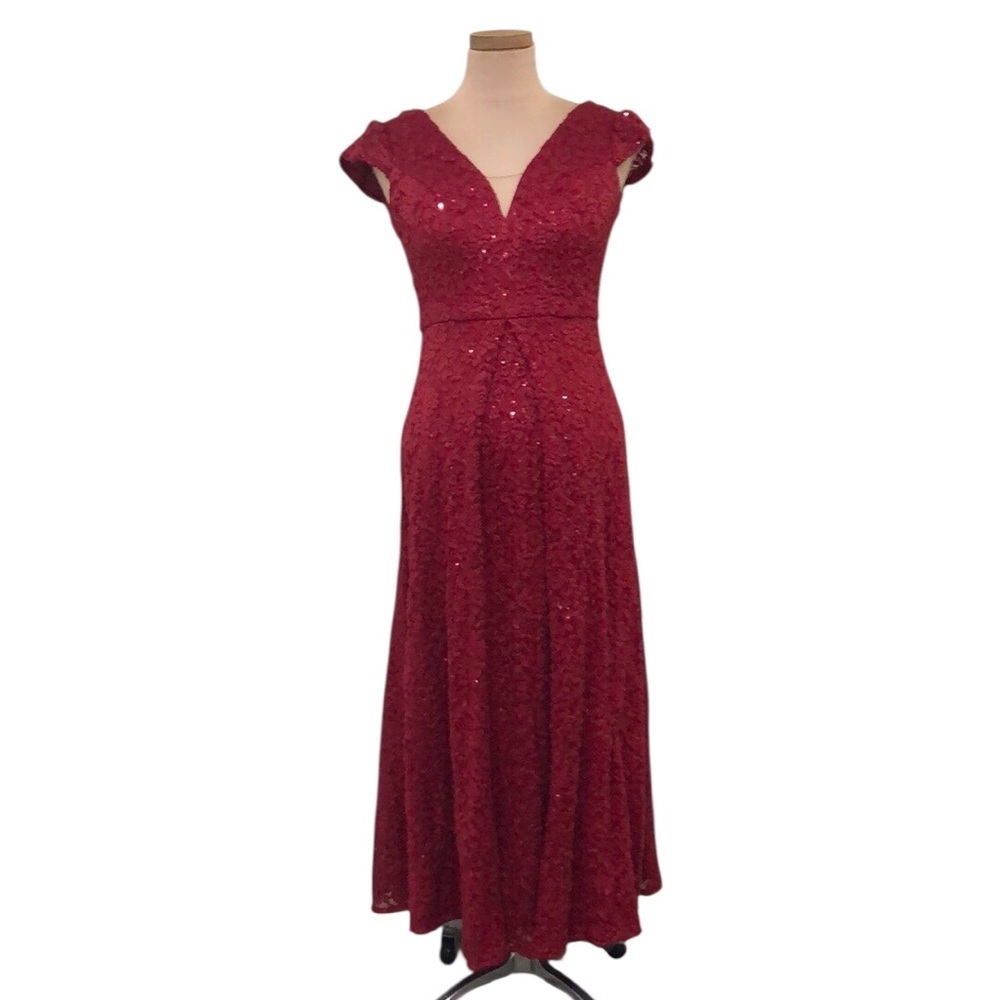 Galina Signature Formal Dress Size 2 Red Sequin Floral Lace